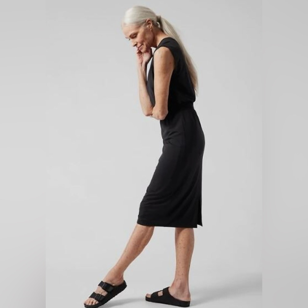 Athleta Santorini Cinch Dress Elegant Black Midi Dress
